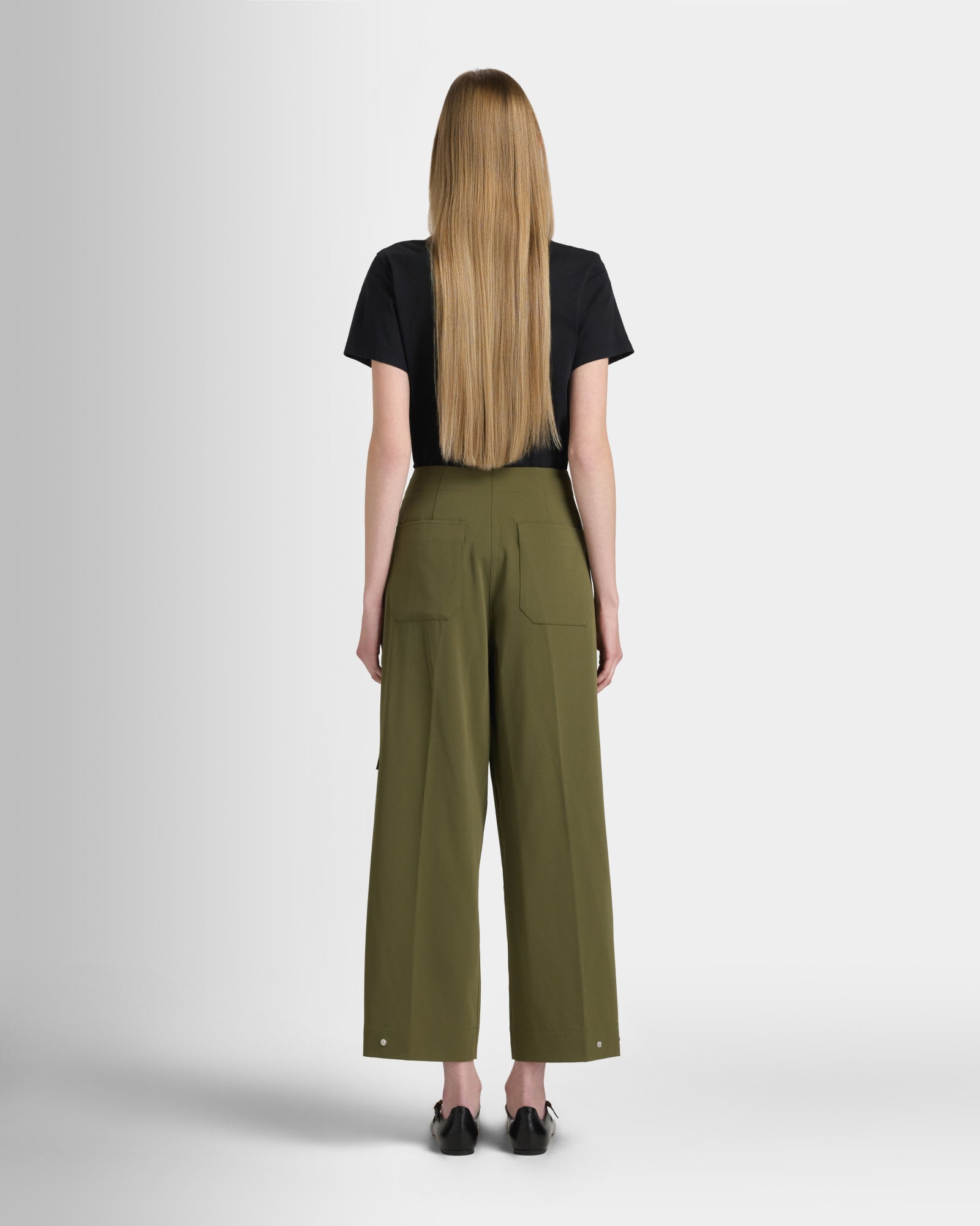 Club Monaco Corp, CA - Curved Seam Cargo Pant - Olive