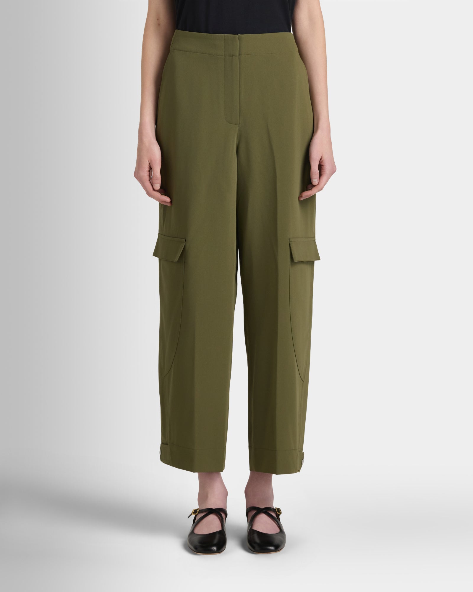 Club Monaco Corp, CA - Curved Seam Cargo Pant - Olive