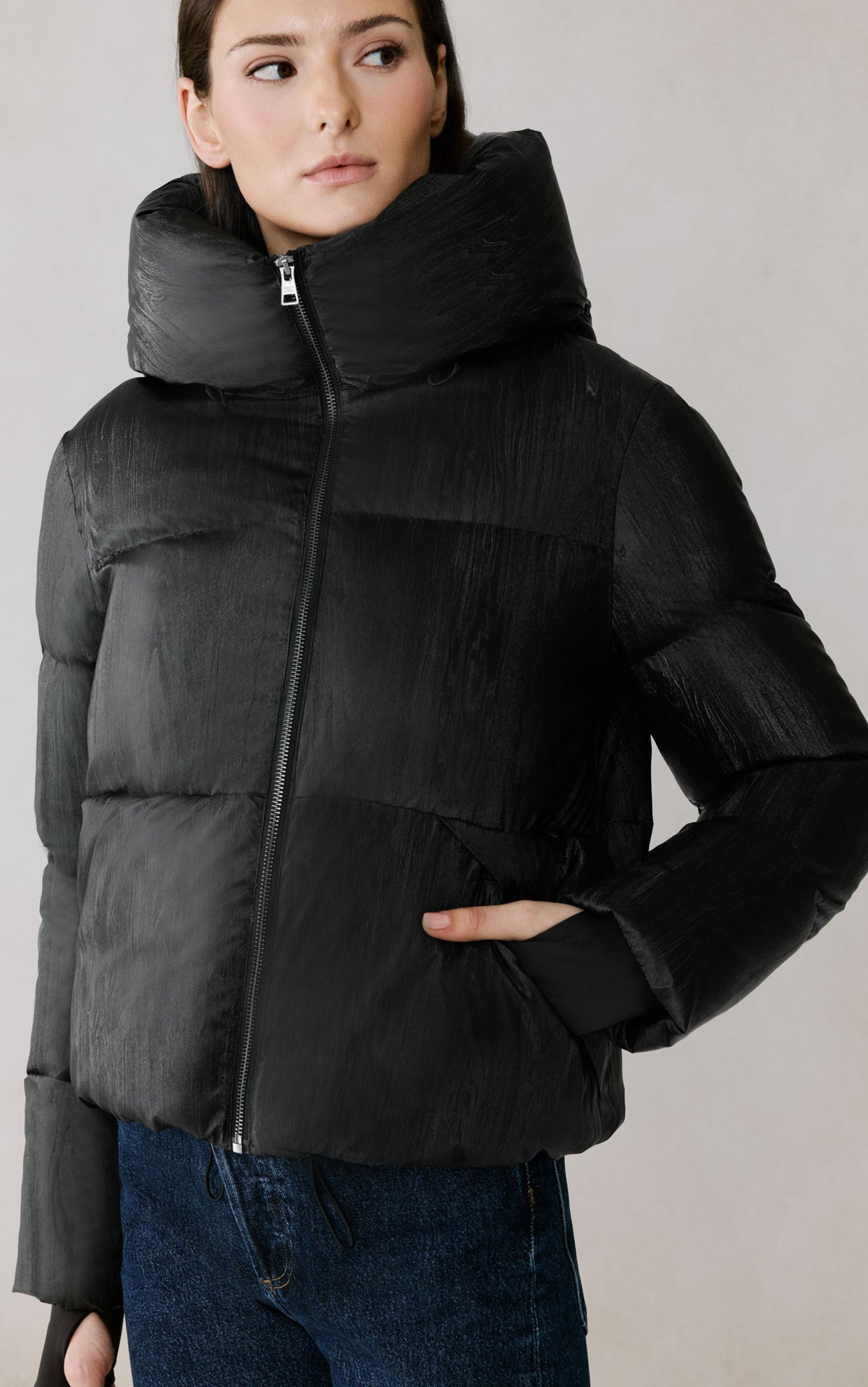 Club Monaco - SOIA & KYO Iroh MD Down Jacket in Black - Black