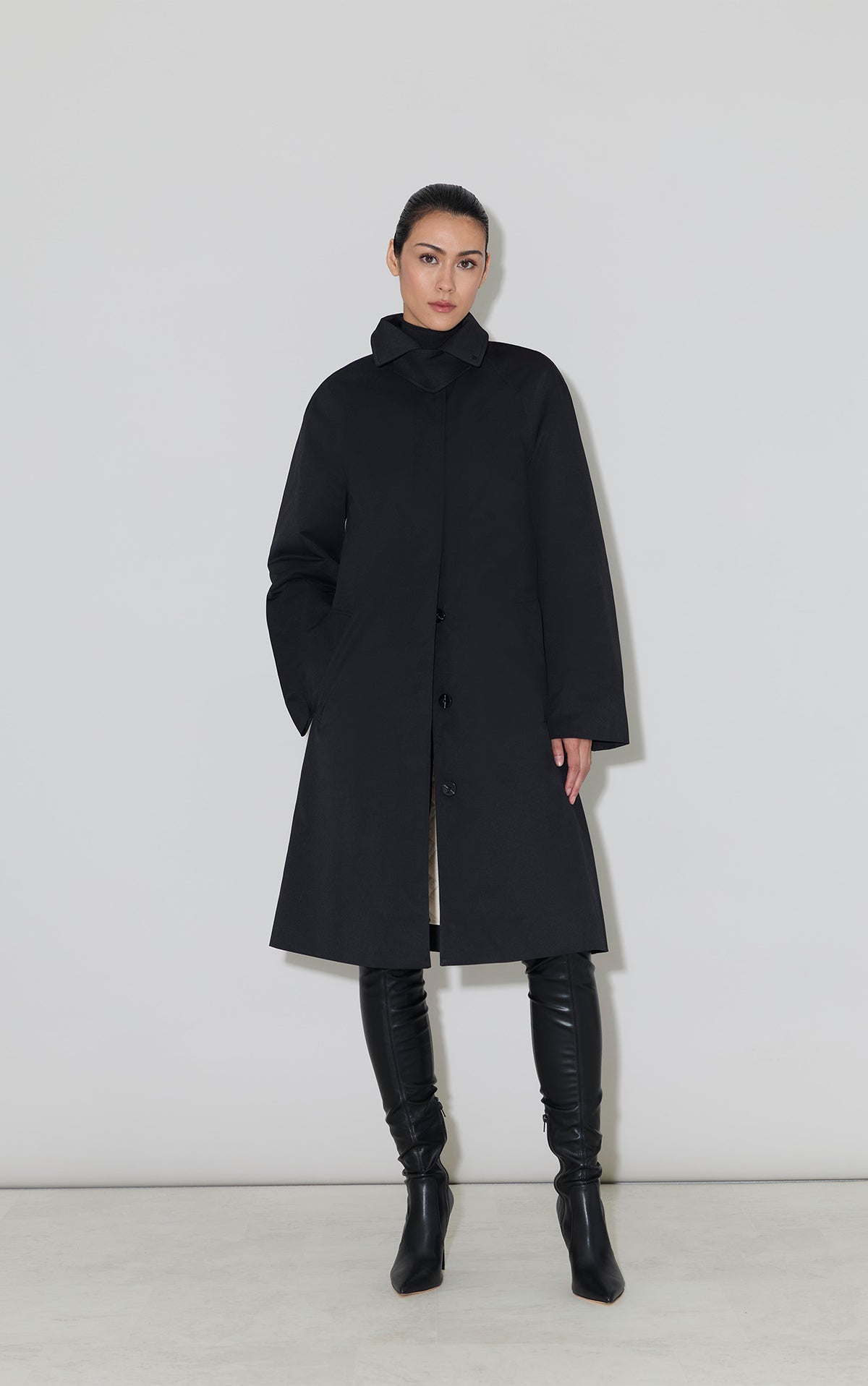 Club Monaco - SOIA & KYO Ulla Car Coat in Water Repellent Twill in Black - Black