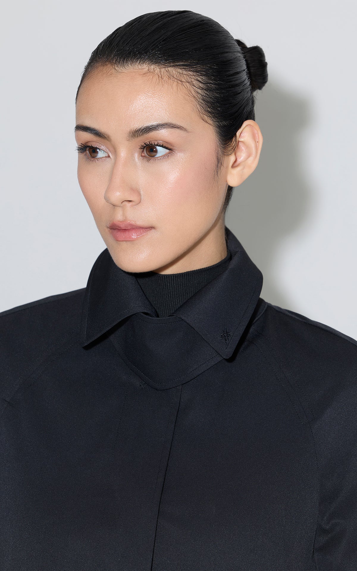 Club Monaco - SOIA & KYO Ulla Car Coat in Water Repellent Twill in Black - Black