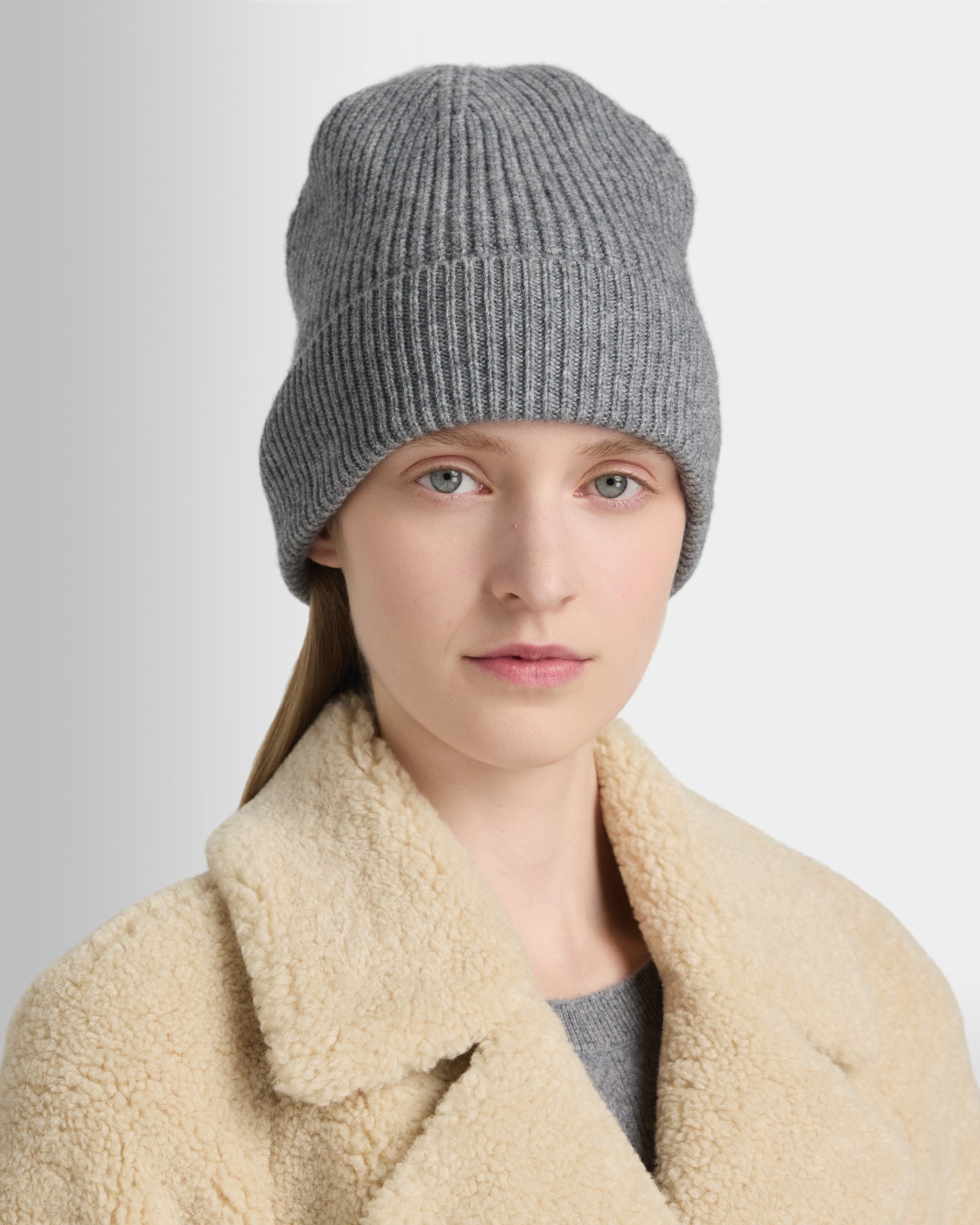 Club Monaco Corp, CA - Turnback Rib Hat - Medium Heather Grey