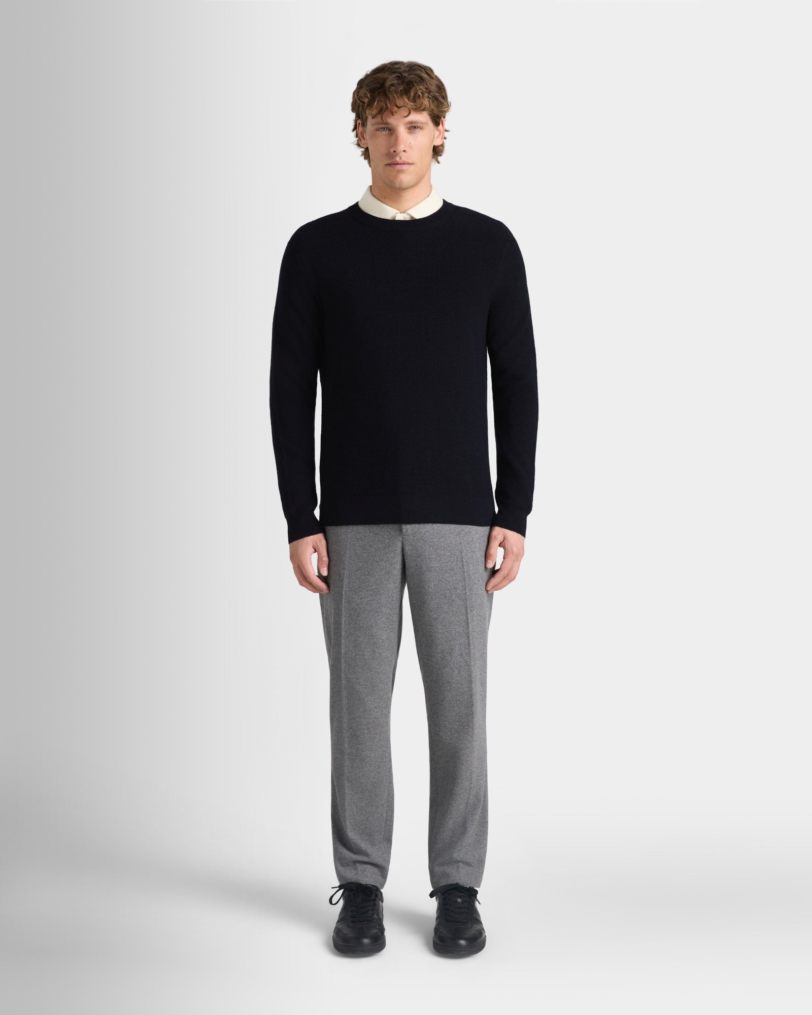 Club Monaco Corp, CA - Refined Texture Crew - Navy