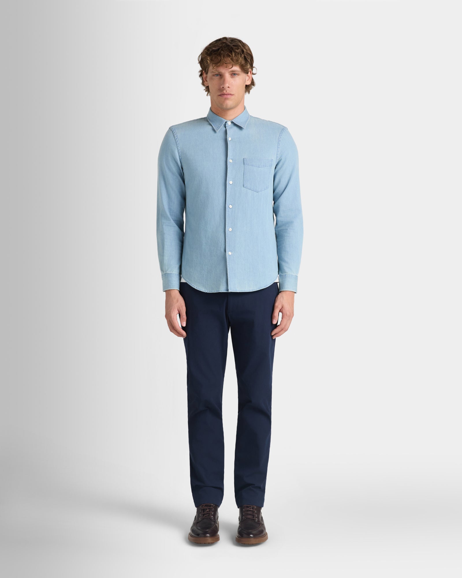 Club Monaco Corp, CA - Chemise en denim à manches longues - Bleu