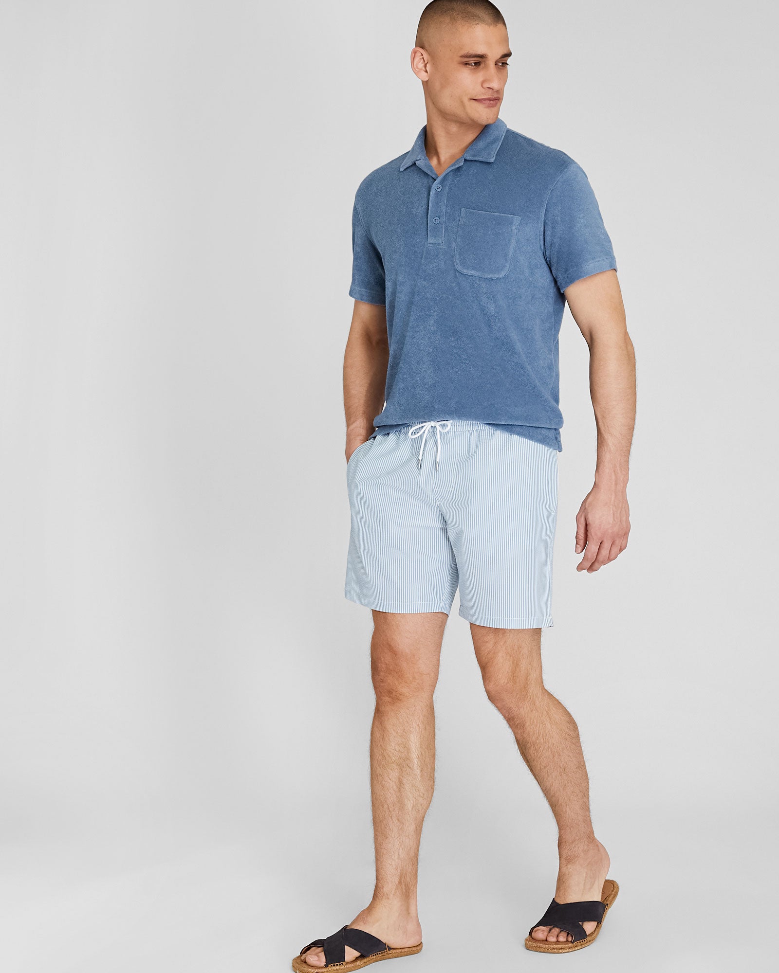 CLUB MONACO - Bo Stripe Seersucker 7" Swim Trunk - Medium Blue