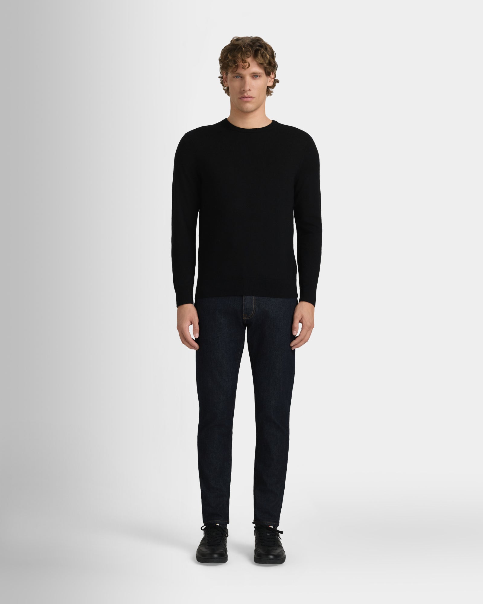 Club Monaco Corp, CA - Merino Crew - Black