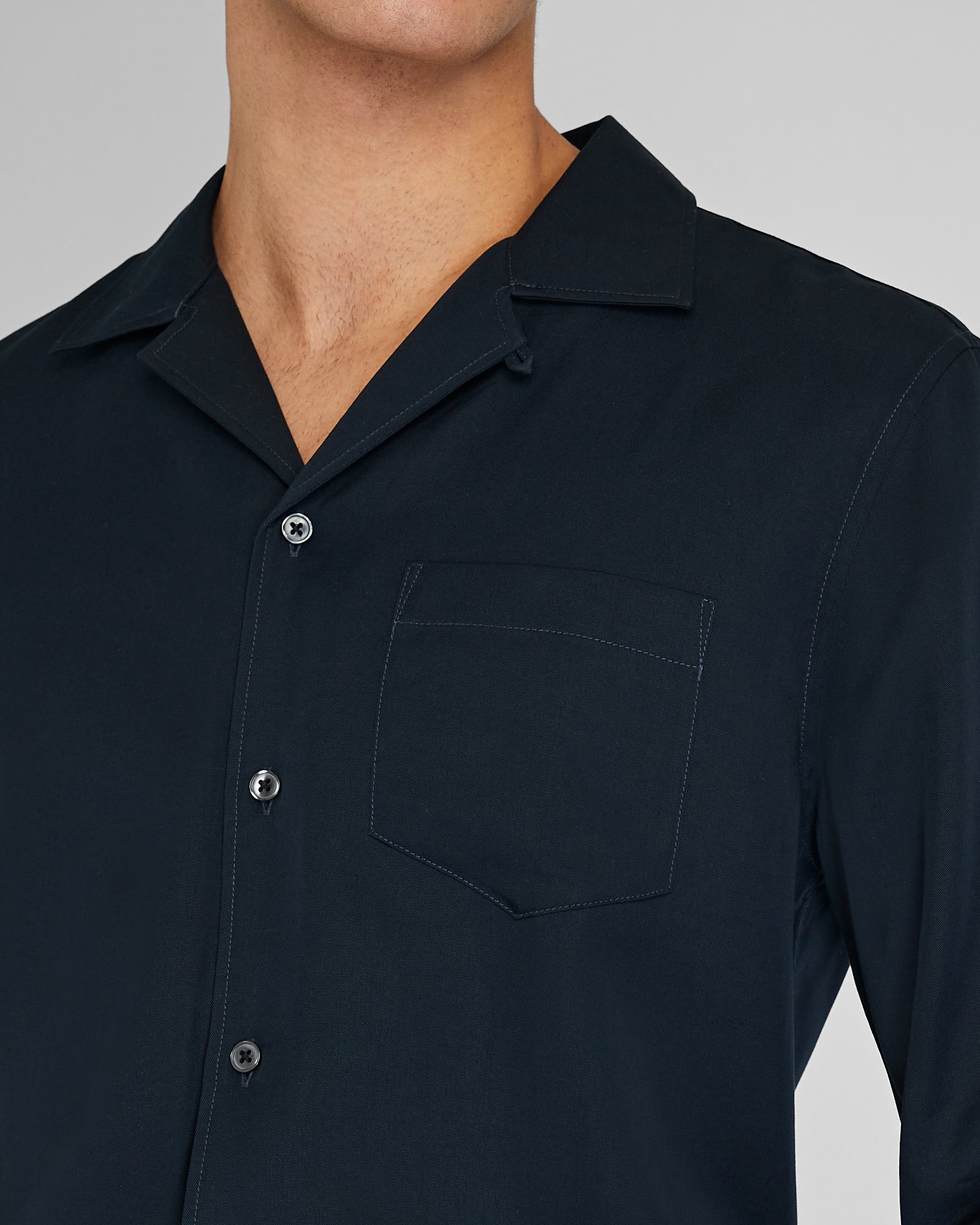 CLUB MONACO - Chemise classique en lyocell à manches longues - Bleu Foncé