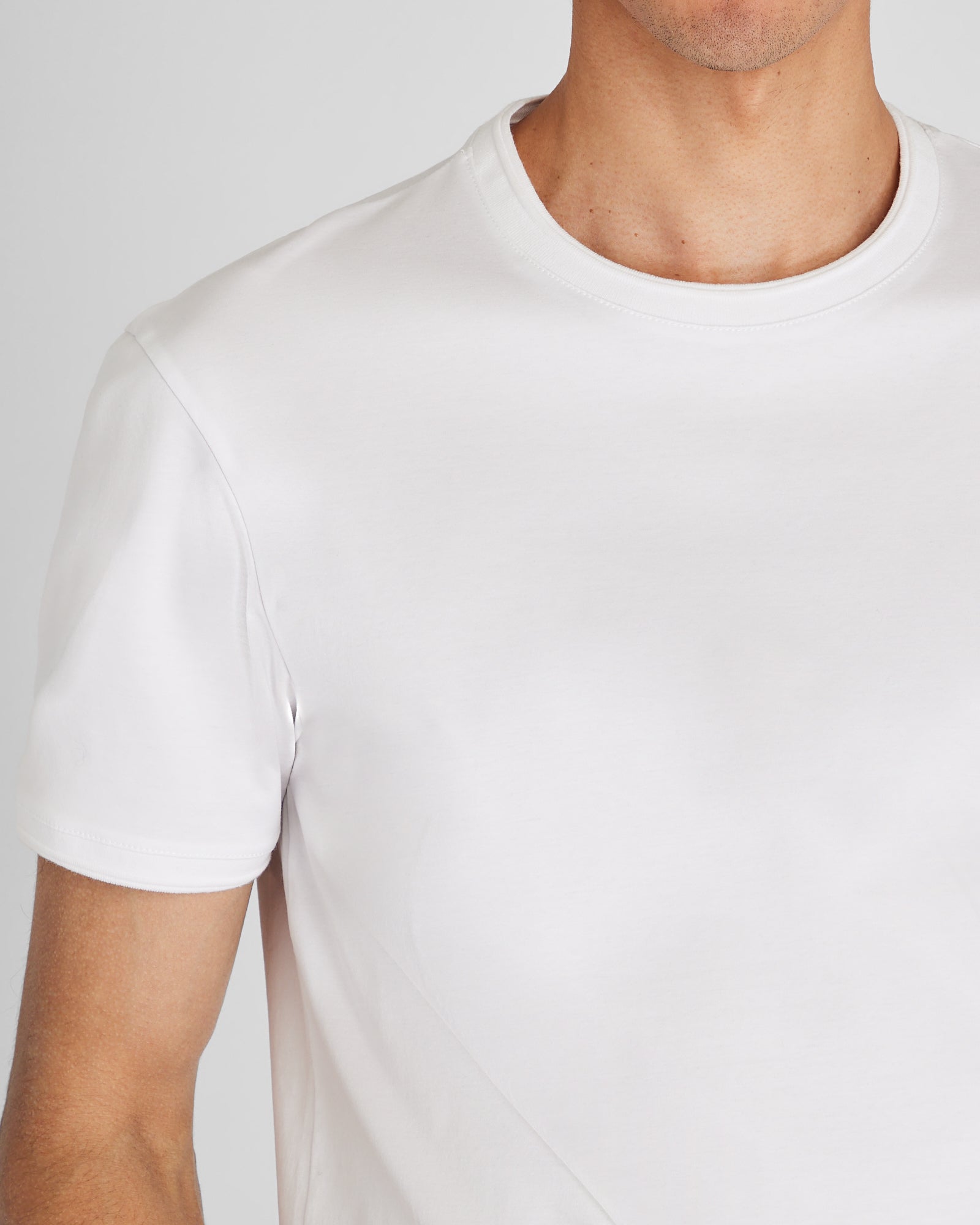 CLUB MONACO - T-shirt raffiné à manches courtes - Blanc