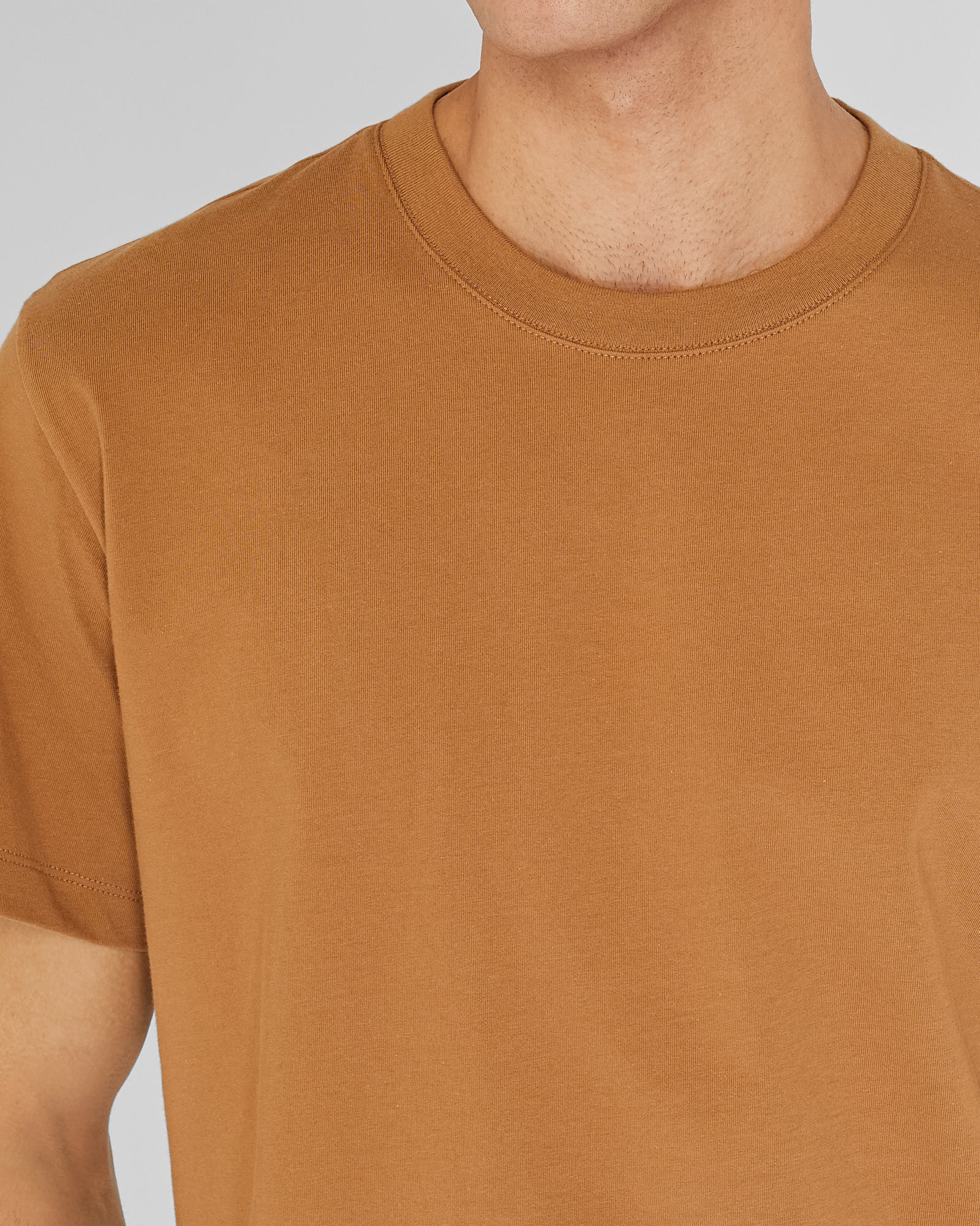 CLUB MONACO - T-shirt décontracté à manches courtes - Caramel