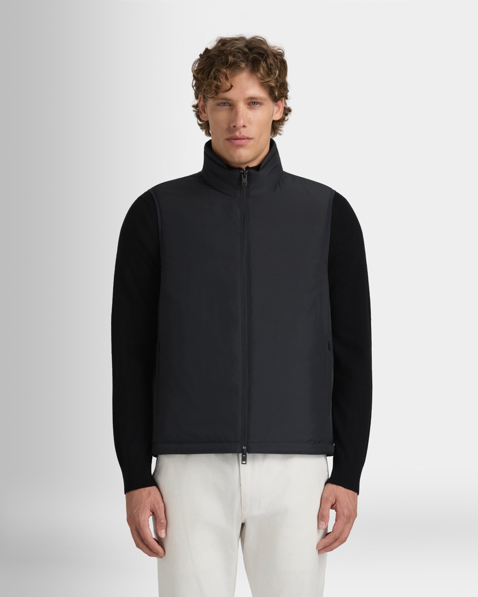 Club Monaco Corp, CA - Nylon Puffer Vest - Black