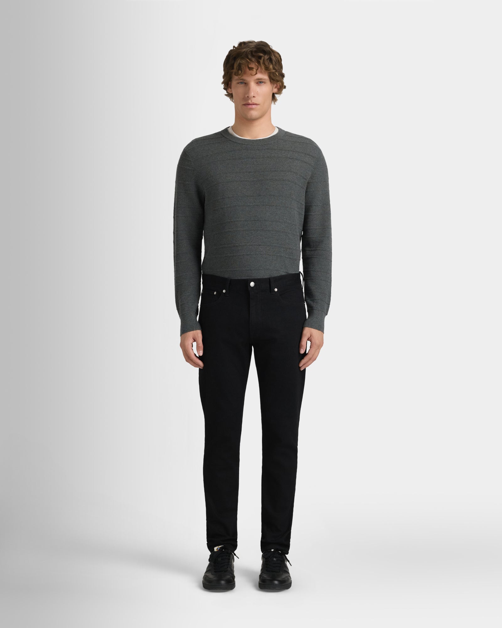 Club Monaco Corp, CA - Super Slim Jeans - Black